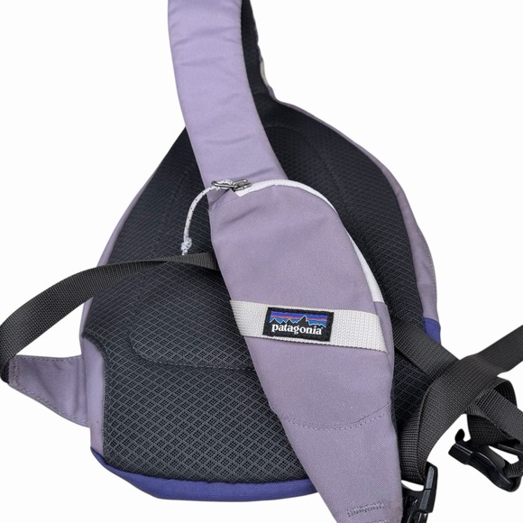 Patagonia Atom Sling 8L Crossbody Bag Concord Purple / Lavender - Picture 8 of 12
